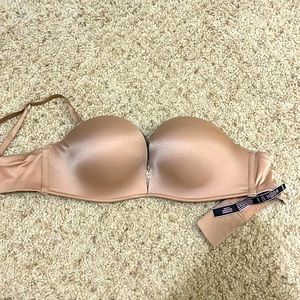 Victoria secret bombshell bra. Nice beige color. Size 32C.
